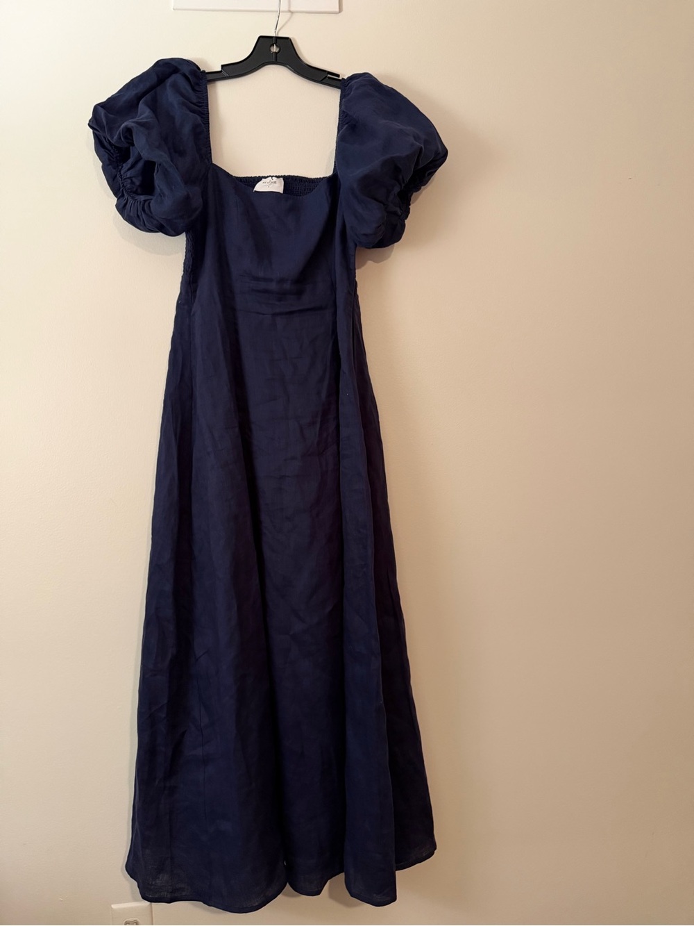 Sophie Dress- Navy Puff-Sleeve Maxi Dress - Women's Elegant Square-Neck Gown